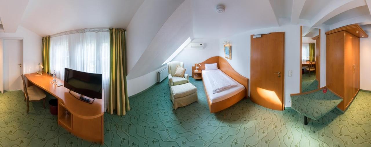 Hotel Villa Im Park Düsseldorf Pokoj fotografie